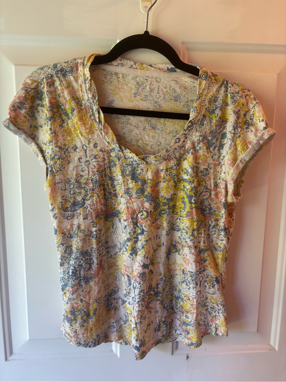 Pilcro Short Sleeve V-Neck Floral Print Top in Yellow, Blue, Pink